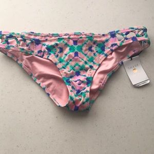 - Light Pink Bikini Bottom 💕👙🌊